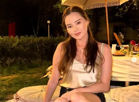 Гаджетке тәуелділік дилеммасы: Баянның қызы Айару ойын ашық айтты Айрау