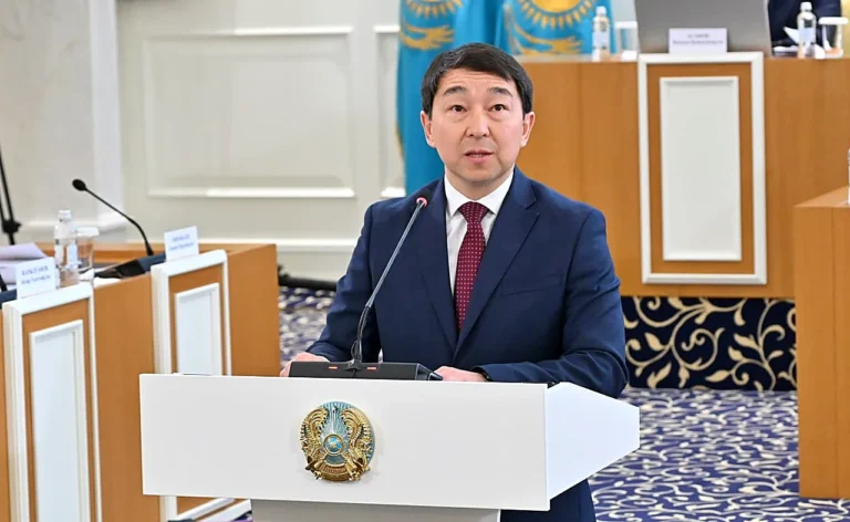 Конституциядағы маңызды өзгеріс: Енді тұрғын үйге қол сұғылмайды Бақыт Нұрмаханов