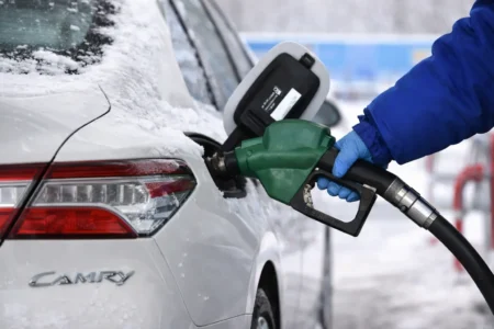 Қазақстан бензин бағасының қымбаттауы жөнінен Еуразиялық одақта