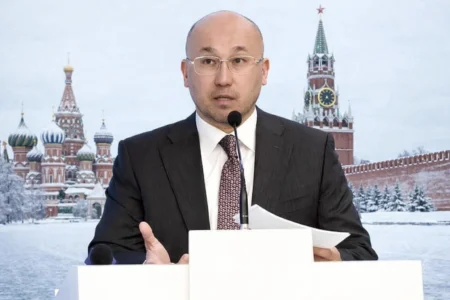 Мәскеу мен Астананың «триллиондық тойы»: Ресейдегі елші мәлімдеме жасады Дәурен Абаев елші