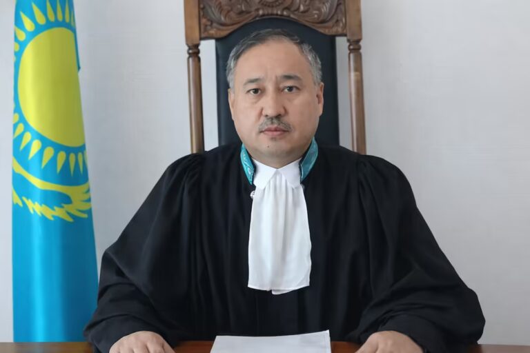 Ербол Ахметжанов