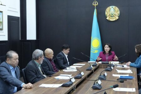 Алматыда Жаңа Конституция жобасы талқыланды