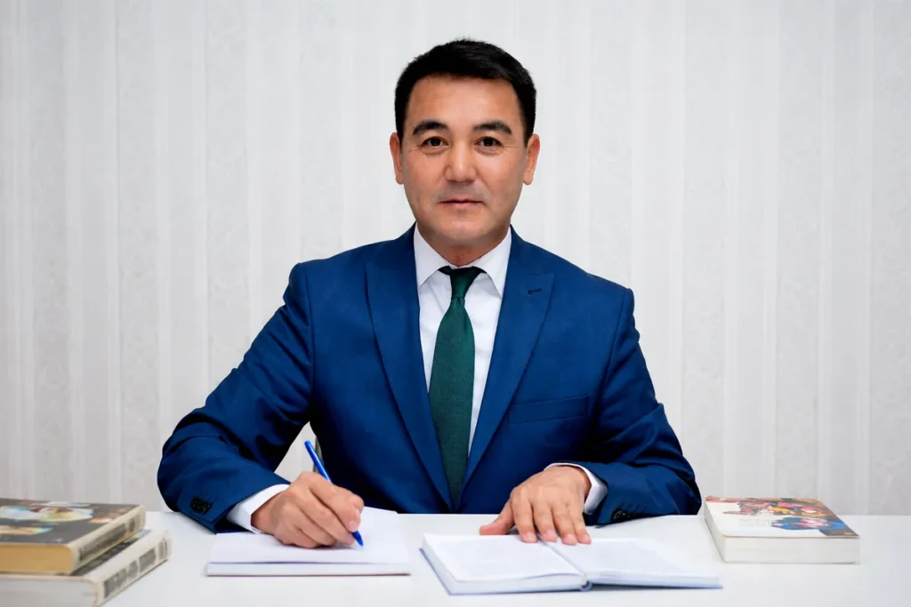 Жаңа Конституция: Әділетті Қазақстанның іргелі негізі қаланды Мырзахан Егембердиев