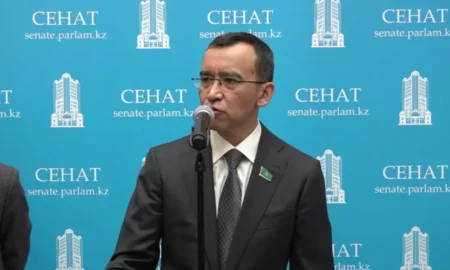 Мәулен Әшімбаев Конституция туралы пікір білдірді.