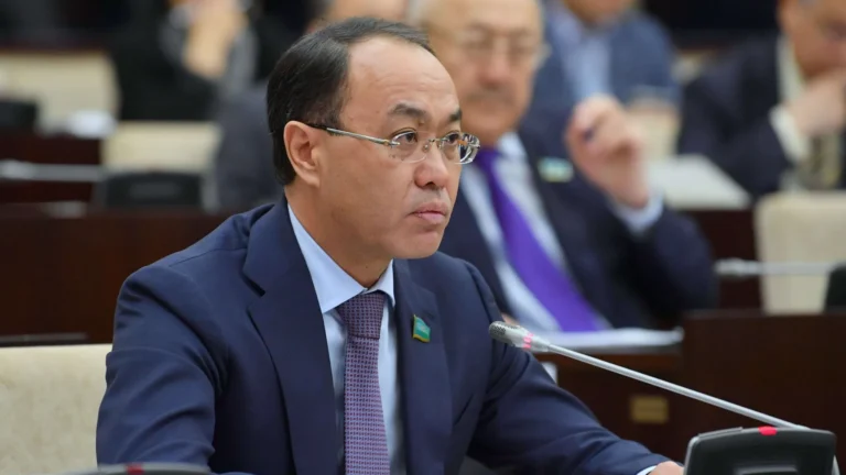 қайрат қожамжаров