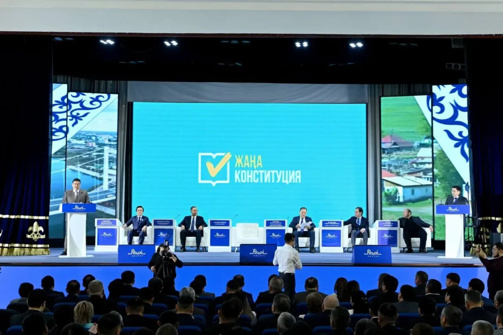 Уәлидің тезисі: Ауыл тағдыры жаңа Конституцияның негізгі қағидасы Абай облысы Конститутция талқылау