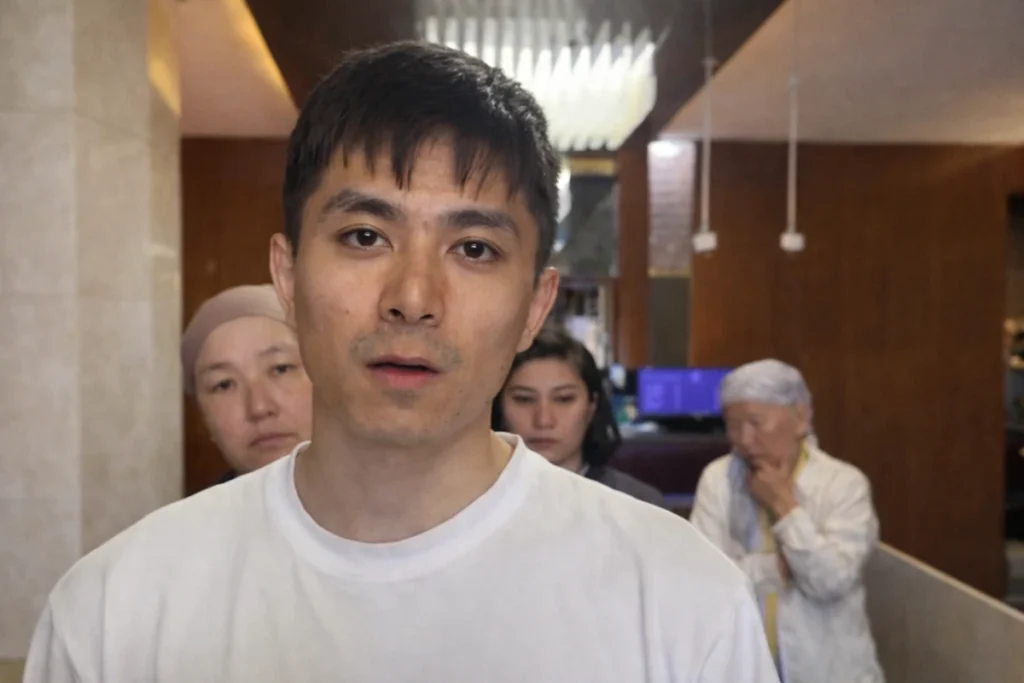 Дубайдағы қазақтардың жанайқайы: Әуе жолы жабылып, қонақүйлер қуып жатыр Дубай қазақтар