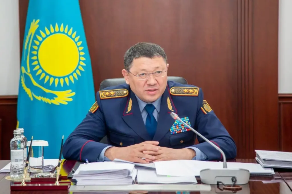 Әл-Фарабидегі форсаж: министр Сәденов Алматыға арнайы делегация жолдады Ержан Сәденов Алматы