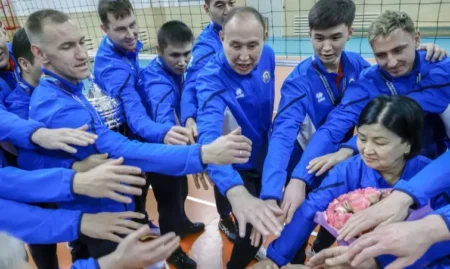 «Жетісудың» тарихи жеңісі: Бейбіт Исабаев ел Суперкубогын иеленген волейболшыларды құттықтады Команда