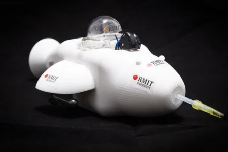 Ғалымдар мұхитқа төгілген мұнайды жинайтын робот ойлап тапты робот