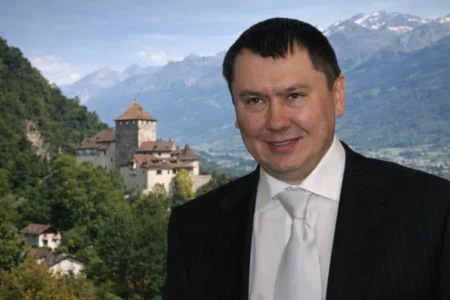 Рахаттың құпия шоты: елшіліктен офшорға жеткізілген 50 миллион еуроның сыры рахат әлиев