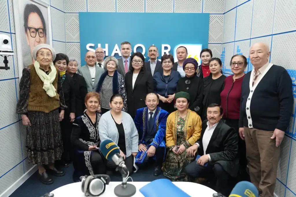 «Шалқар» радиосында Мина Сейітова атындағы студия ашылды Шалқар радиосы ұжымы