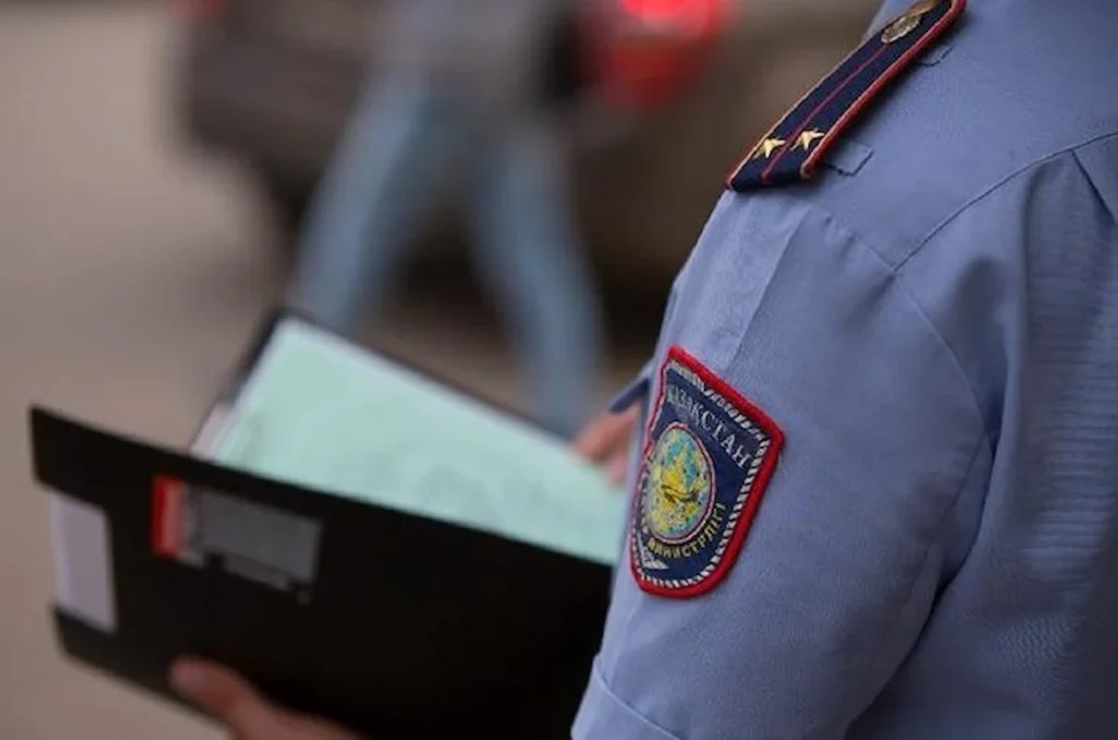 Қолыңыздағы телефон енді камераға да ілігеді: Жүргізушілерге нені білу керек телефон штраф