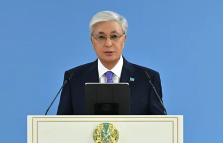 «Қағаздағы» университеттер: Тоқаев шетелдік филиалдардың шынайы пайдасын сұрады Қазақстанда шетелдік университеттің