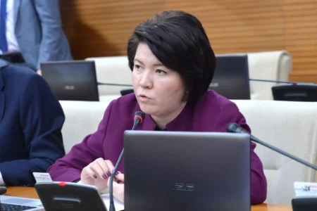 Жұлдыз Сүлейменова