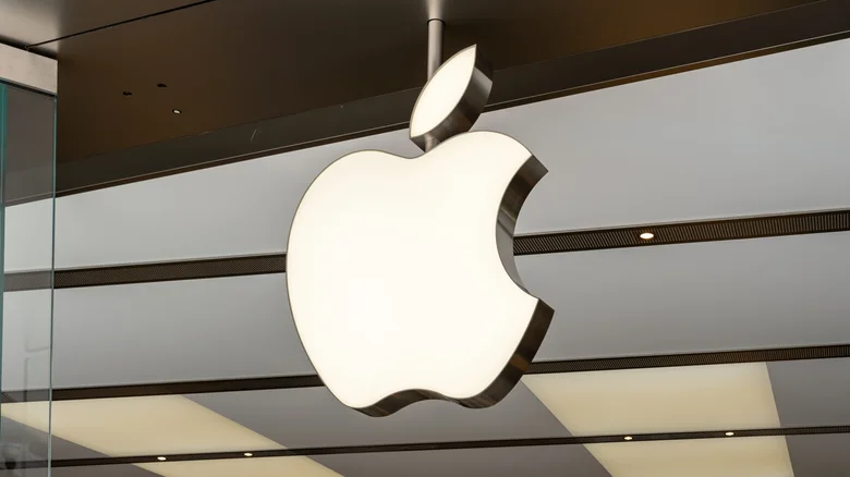 Apple логотипінің «тістелген» тұсы: аңыз ба, ақиқат па? Apple