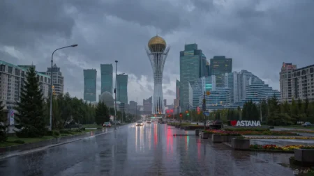 Қазгидромет ескертеді: найзағай, жаңбыр, қатты жел күтілуде ауа райы