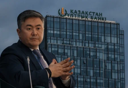 Новая «двадцатка» выйдет в 2027 году: Нацбанк завершает обновление банкнот 20 000 тенге ждут банкоматы: почему новую купюру выпустят не сразу