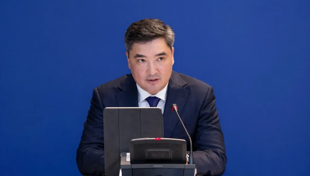 Құрылтайдың жаңа құзіреті: Депутаттар енді Үкіметті шындап тергейді Бектенов устроил жесткий разбор из-за проблем людей с инвалидностью в Казахстане