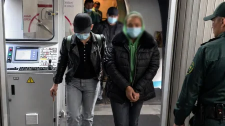 Алматыда 230 мың доллар ұрлап, шетел асқан бухгалтер Қазақстанға қайтарылды Жемқор бухгалтер Грекиядан жеткізілді