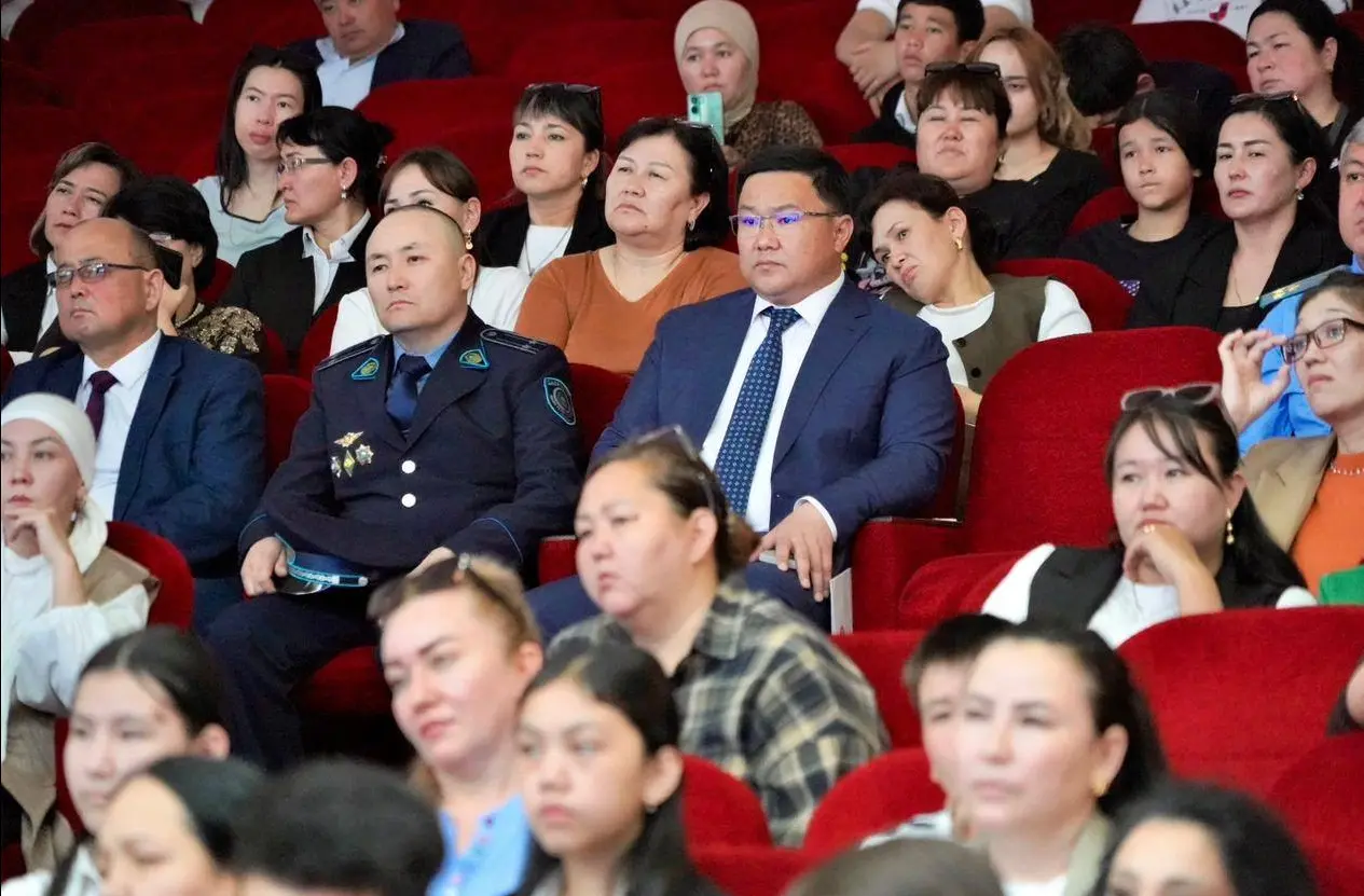 Кентау халқы