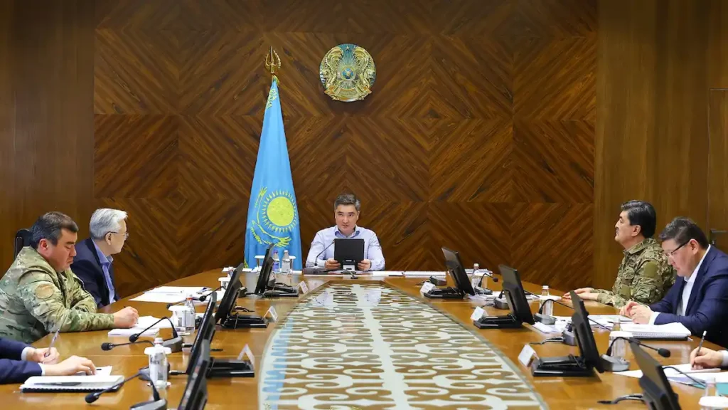 Премьер-министр өрт қаупін бақылауды күшейтуді тапсырды Олжас Бектенов