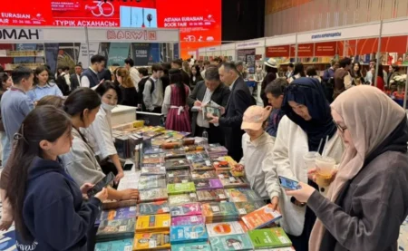 Еуразияның кітап мерекесі: Астана әлемдік әдебиеттің басын қосты кітап көрмесі