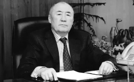 Жетісу өнеркәсібінің тірегі өмірден озды: Қуаныш Әжмағамбетовтің өнегелі жолы Қуаныш Мәдиұлы Әжмағамбетов