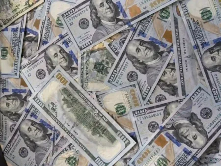 Купили доллар дороже 500? Финансист объяснил, почему не стоит паниковать курс тенге доллар