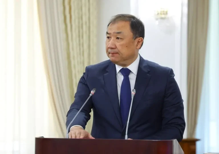 Нұрлан Сауарнбаев