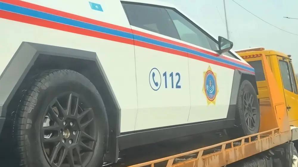 Төтенше жағдайлар министрлігі Tesla Cybertruck электромобильінің тиімділігі туралы айтты Tesla Cybertruck