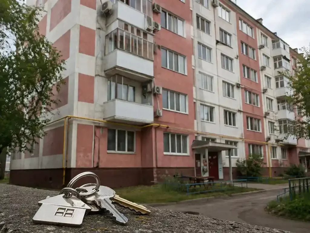 Жетімдер кезегіндегі жасырын схема: пәтер кімнің қолына өтіп жатыр? жастар баспана