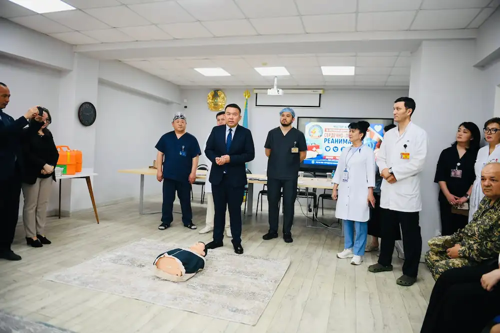 Қонаевта жоғары сынып оқушылары алғашқы көмек көрсетуді меңгерді Алғашқы көмек
