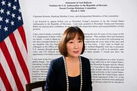 Из Казахстана в послы США: невероятная история Асель Робертс Асель Робертс