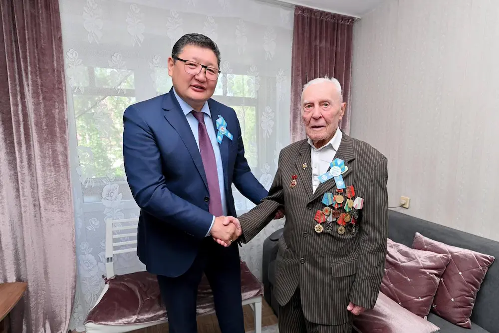 Берік Уәли ардагермен