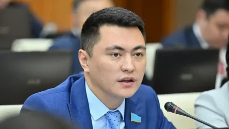 Дәулет Мұқаевтың туған күн құттықтауы желіде дау тудырды Дәулет Мұқаев