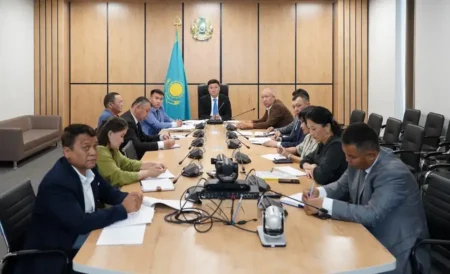 Ақпараттық штаб: Түркістанда өзекті мәселелерге ден қою тәртібі талқыланды Түркістан