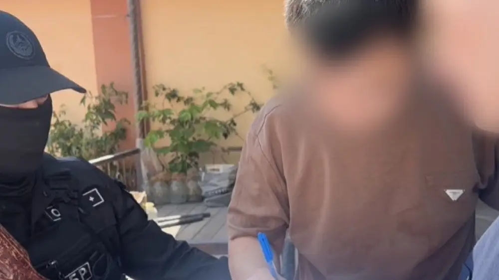 История «Нурбола с ксивой» повторилась: кого задержали в Шымкенте с поличным нурбол с ксивой