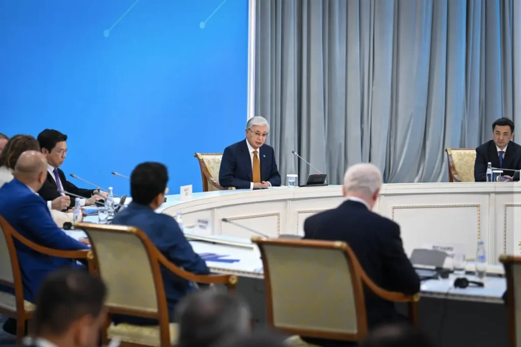 Тоқаев цифрландыру қағаздағы есеппен өлшенбейтінін айтты Тоқаев