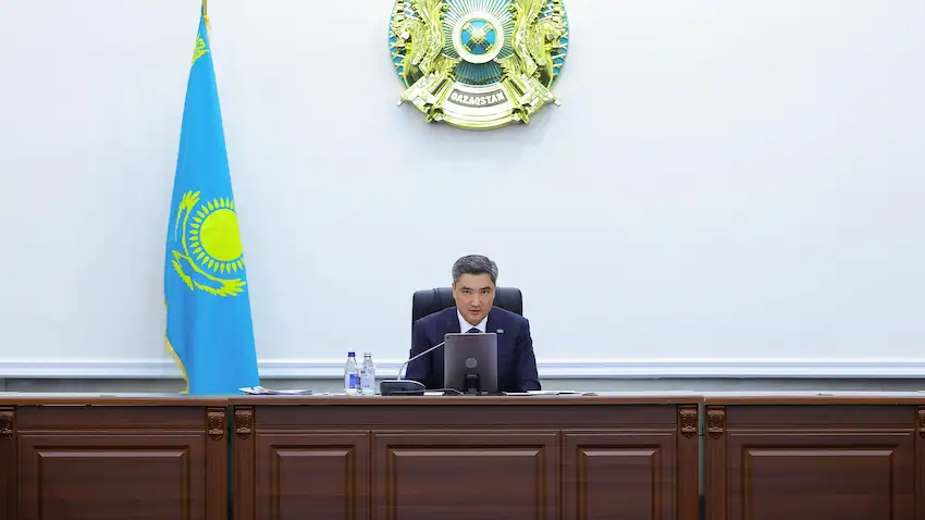 Олжас Бектенов