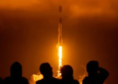 Ғарыштағы жаңа белес: SpaceX Еуропа спутник желісін ұшырды SpaceX