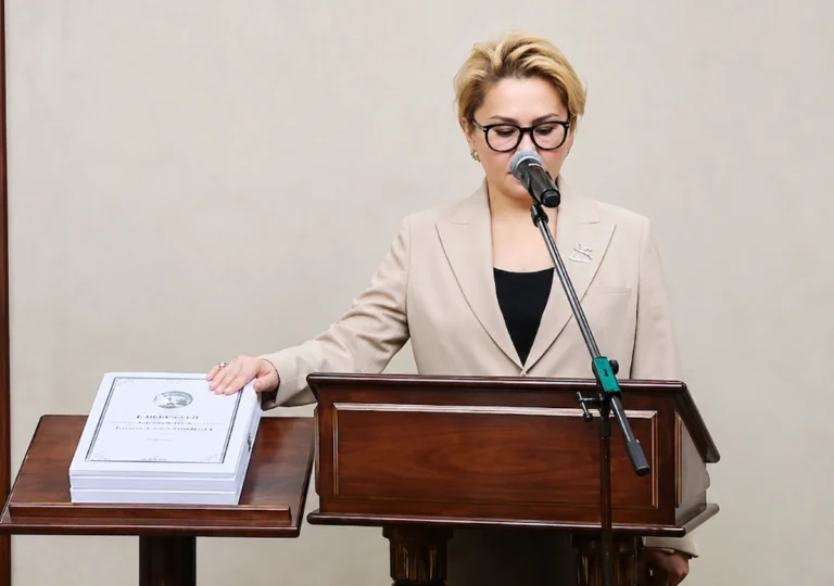 дана медеуова