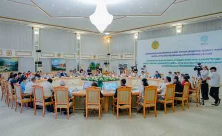 Сайлау алдындағы өңірлік күн тәртібі: Өскеменде пікір алмасу өтті Өскеменде