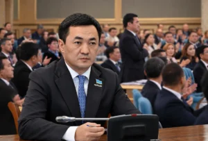 айбек дәдебай құрылтай спикері