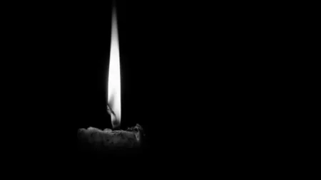 Қазақстанда 25 қыркүйек Жалпыұлттық аза тұту күні болып жарияланды Қазақстанда 25 қыркүйек Жалпыұлттық аза тұту күні болып жарияланды тақырыбы бойынша иллюстрациялық сурет