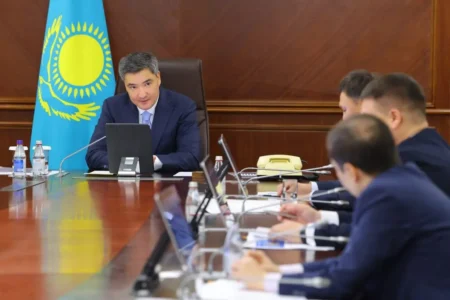 Авиаотын тапшылығы Қазақстанды төртінші зауыт салуға итермеледі Бектенов