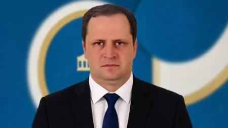 Қауіпсіздік кеңесіндегі құпия фигура: Геннадий Зуев туралы ресми мәлімет шықты геннадий зуев