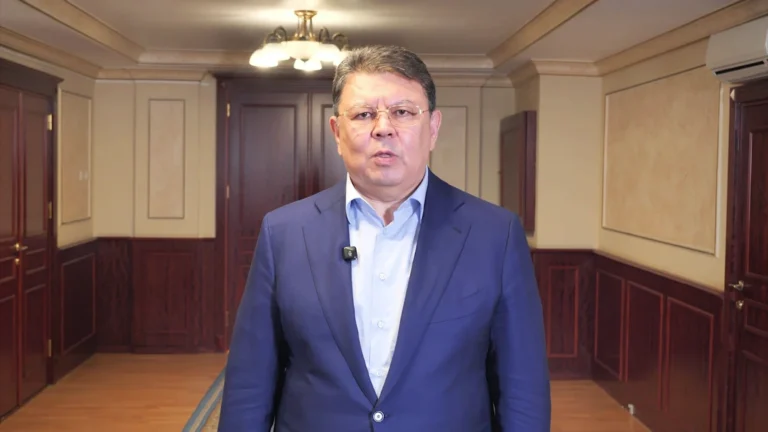 Маңғыстаудағы қайғылы оқиға: Қанат Бозымбаев арнайы мәлімдеме жасады Маңғыстаудағы қайғылы оқиға: Қанат Бозымбаев арнайы мәлімдеме жасады тақырыбы бойынша иллюстрациялық сурет