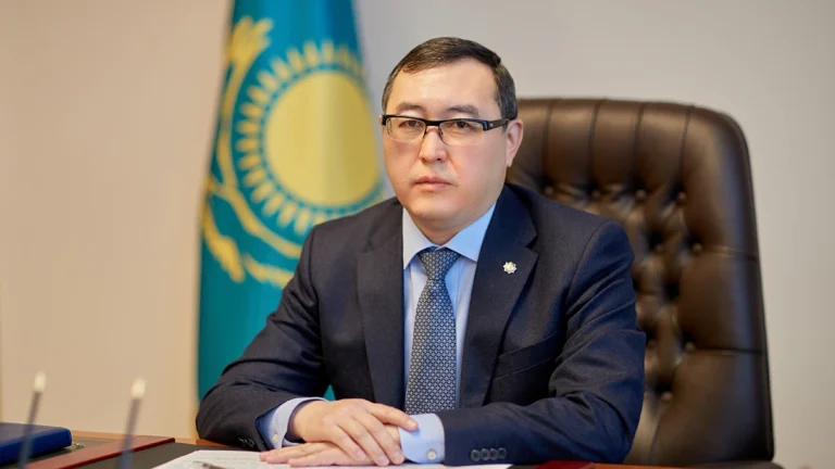Марат Сұлтанғазиев Алматы облысының әкімі лауазымынан босатылды марат сұлтанғазиев
