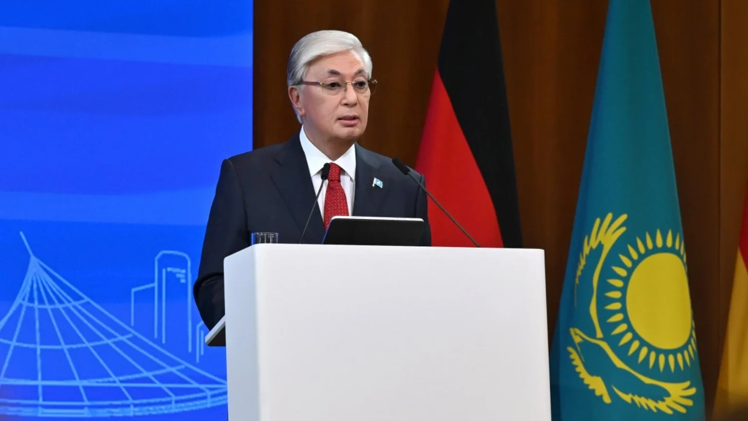 Тоқаев Украинадағы соғысты уақытша тоқтатып, келіссөз бастауды ұсынды Тоқаев Украинадағы соғысты уақытша тоқтатып, келіссөз бастауды ұсынды тақырыбы бойынша иллюстрациялық сурет